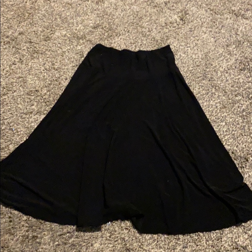 Black skirt